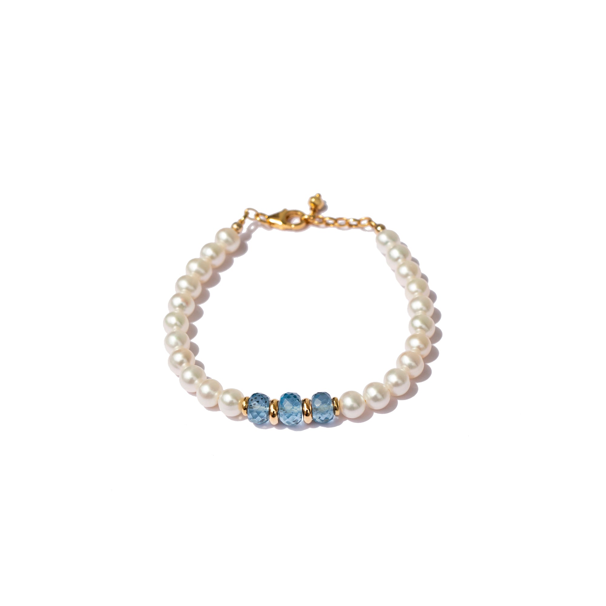 Gorgeous Modern Pearl & London Blue Topaz Bracelet